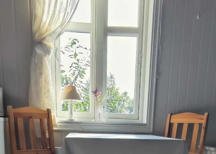 Oya Husrom-enkeltsenger-kjokken-bad